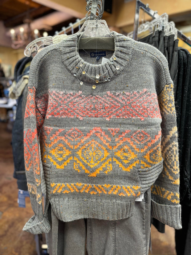 Round neck jacquard sweater